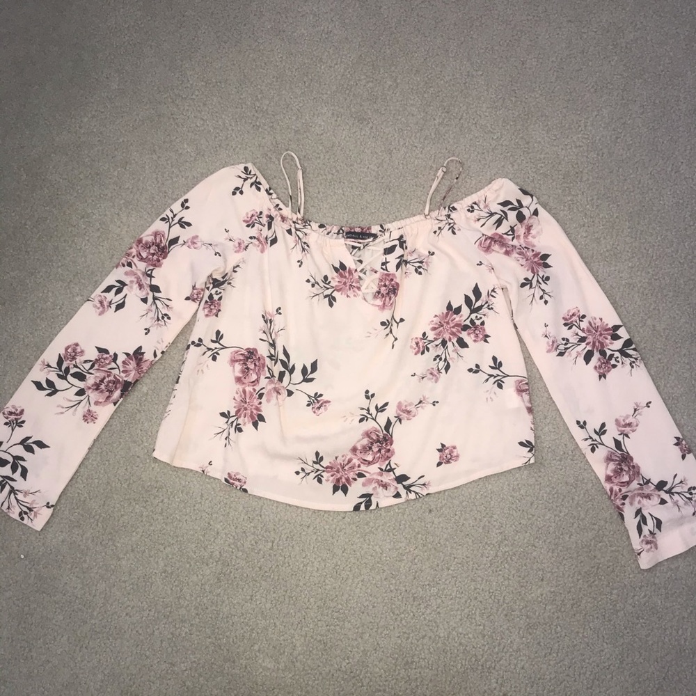 Kendall & Kylie long sleeve top